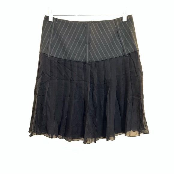 John RICHMOND Pleated Skirt - Picture 5 of 9